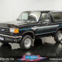 1990 Black Ford Bronco XLT 4x4 thumbnail