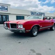 1971 Red Oldsmobile Cutlass thumbnail