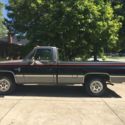 1986 Black Chevrolet C20 Pickup thumbnail