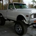 1972 White Chevrolet C-10 thumbnail