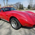 1977 Red Chevrolet Corvette thumbnail