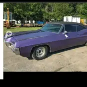 1967 Purple Pontiac Bonneville thumbnail