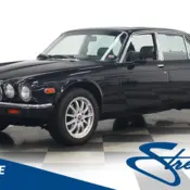 1983 Maraschino Black Jaguar XJ6 thumbnail