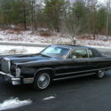 1977 Black Lincoln Town Car thumbnail