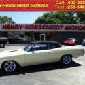 1967 Creme Chevrolet Chevelle thumbnail