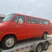 1974 Red Dodge TRADESMAN MAXIWAGON thumbnail