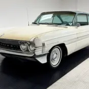 1961 Provincial White Oldsmobile Dynamic 88 thumbnail