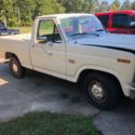 1986 White Ford F-150 thumbnail