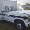 1986 White & Blue Ford F-350 thumbnail