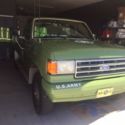 1991 Army Green Ford F-250 thumbnail