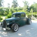 1939 green Ford F-450 thumbnail