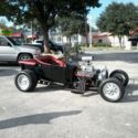 1923 Black Ford Roadster thumbnail