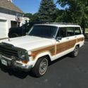 1989 White Jeep Wagoneer thumbnail