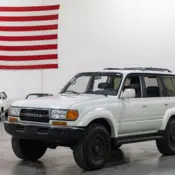 1993 White Toyota Land Cruiser thumbnail