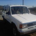 1989 White Isuzu Trooper thumbnail