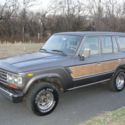 1988 Tan Toyota Land Cruiser thumbnail