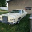 1978 Cream Yellow Lincoln Town Car thumbnail