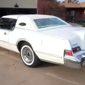 1975 White Lincoln Continental thumbnail