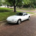 1990 White Mazda MX-5 Miata thumbnail