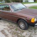1979 Brown Mercedes-Benz 300-Series thumbnail