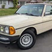 1983 ivory Mercedes-Benz 300-Series thumbnail