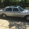 1980 Silver Mercedes-Benz 400-Series thumbnail