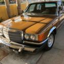 1980 Brown Mercedes-Benz 300-Series thumbnail