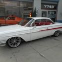1961 White Chevrolet Impala thumbnail