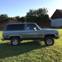 1988 Charcoal Grey Chevrolet Blazer thumbnail