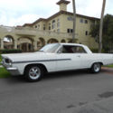 1963 White Pontiac Bonneville thumbnail
