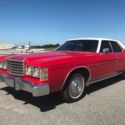 1977 Red / White Top Ford Sedan thumbnail