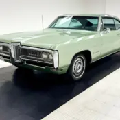 1968 Springmist Green Pontiac Executive thumbnail