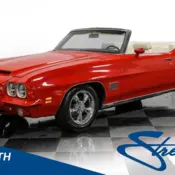 1971 Cardinal Red Pontiac Le Mans thumbnail