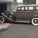 1933 2 tone Packard Super 8 model 1003 thumbnail