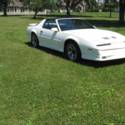 1985 WHITE WITH GOLD TRIM Pontiac Firebird thumbnail