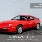 1987 Red Porsche 928 thumbnail