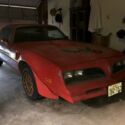 1977 Red Pontiac Firebird thumbnail