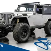 1970 Silver Jeep Jeepster Commando thumbnail