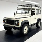 1987 Chamonix White Land Rover Defender thumbnail