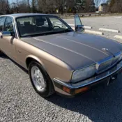 1994 Gold Jaguar XJ6 thumbnail