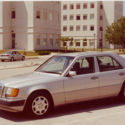 1992 Silver Mercedes-Benz 400-Series thumbnail