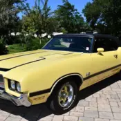 1972 Yellow Oldsmobile 442 thumbnail