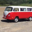 1973 RED/WHITE Volkswagen Bus/Vanagon thumbnail