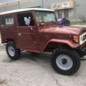 1980 Brown Toyota Land Cruiser thumbnail