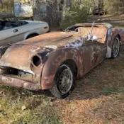 1958 Red Triumph TR3 thumbnail