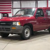 1991 Medium Red Pearl Toyota Pickup thumbnail