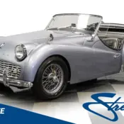 1960 Silver Blue Metallic Triumph TR3A thumbnail