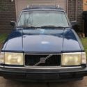 1986 Blue Volvo 240 thumbnail