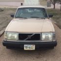 1986 Tan Volvo 240 thumbnail